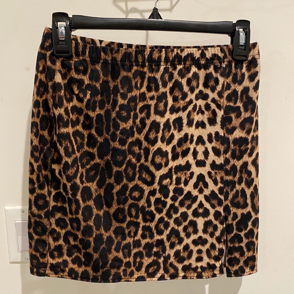 cheetah print mini skirt